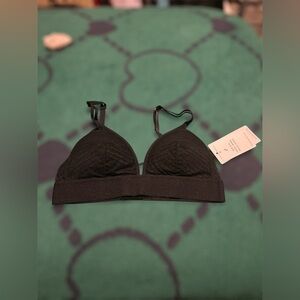 Lively Wireless Lined T-shirt Bra Size Medium